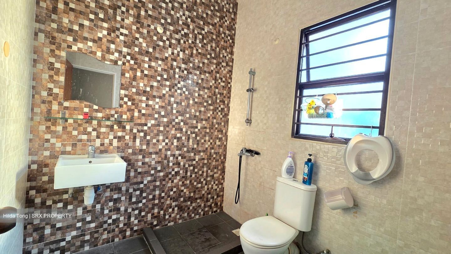 Eng Kong Park (D21), Terrace #482547401